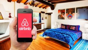 Lessons from Airbnb's Success
